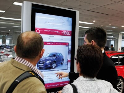 Informationssysteme in Europas größtem Audi terminal!
